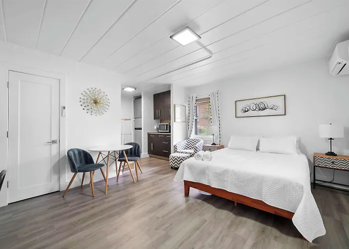 Apartment Chic Retreat 87